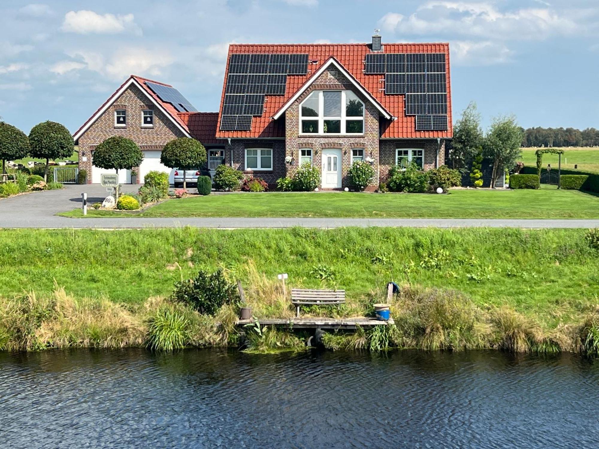 Ferienwohnung Haus Moorblick Mit Garten In Kanallage Wiesmoor Extérieur photo